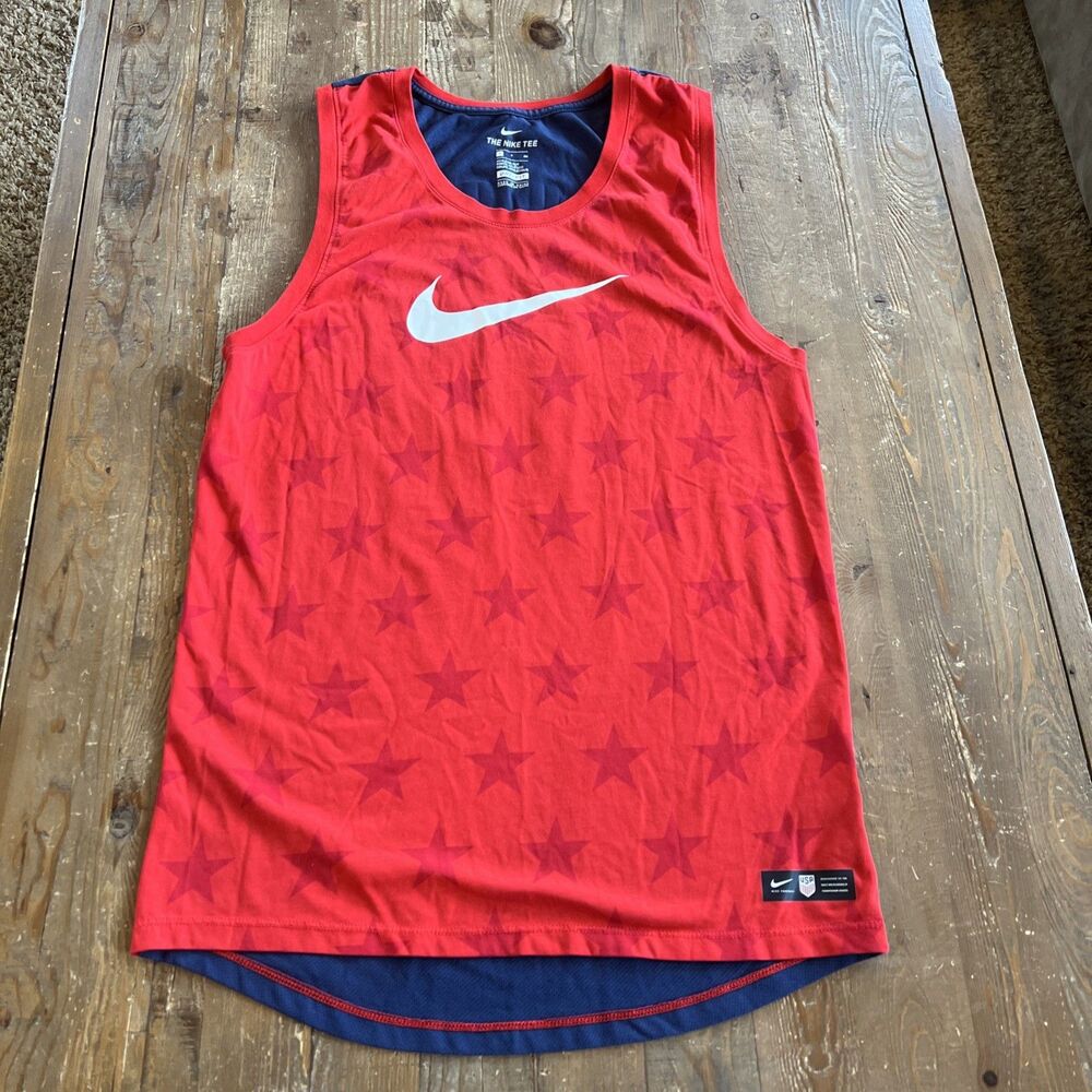 Nike Red Star-Pattern Sleeveless Basketball Jersey with White Swoosh